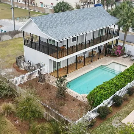 Serenity Cottage Coastal Comfort Redefined